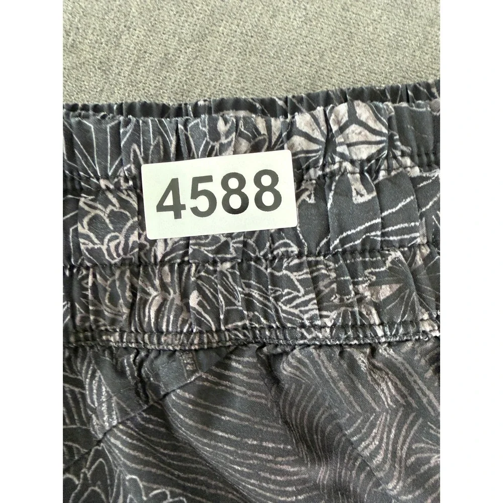 All‎ in Motion Womens XL Black Floral Geometric Running Shorts Built-in Liner